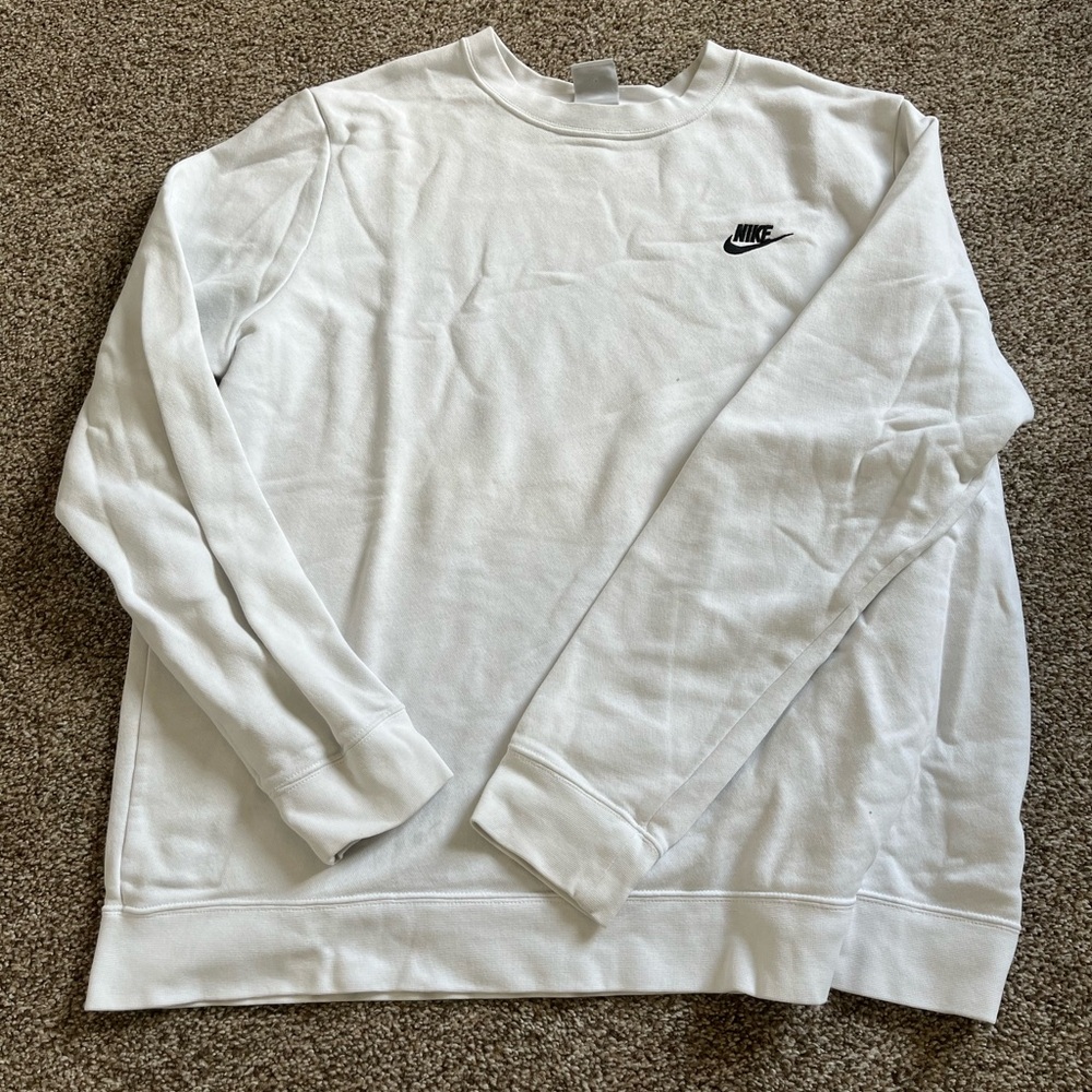 Nike Crewneck!